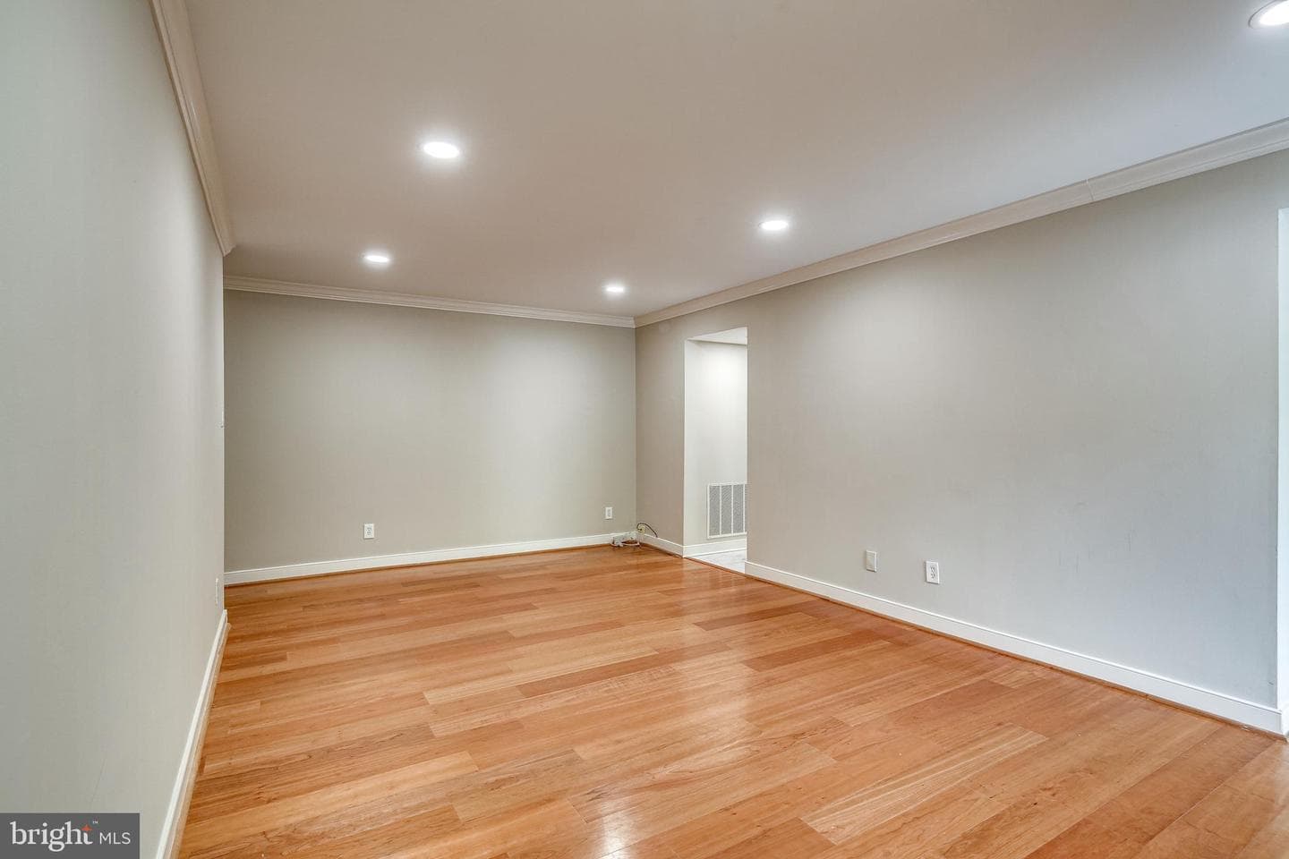 11405 Commonwealth Drive #4 photo 12