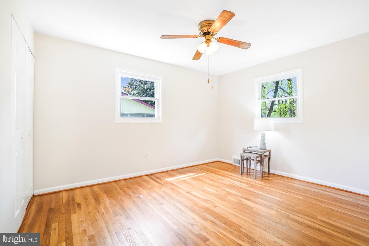 14208 Arctic Avenue photo 19