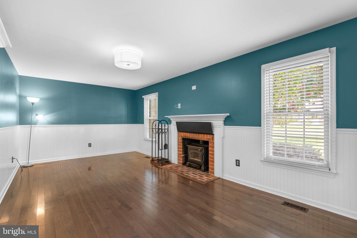 1000 Windrush Lane #18 photo 5
