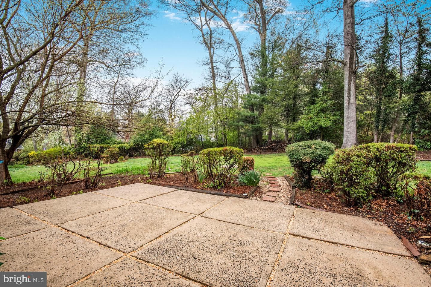 2 Rolling Knoll Court photo 12