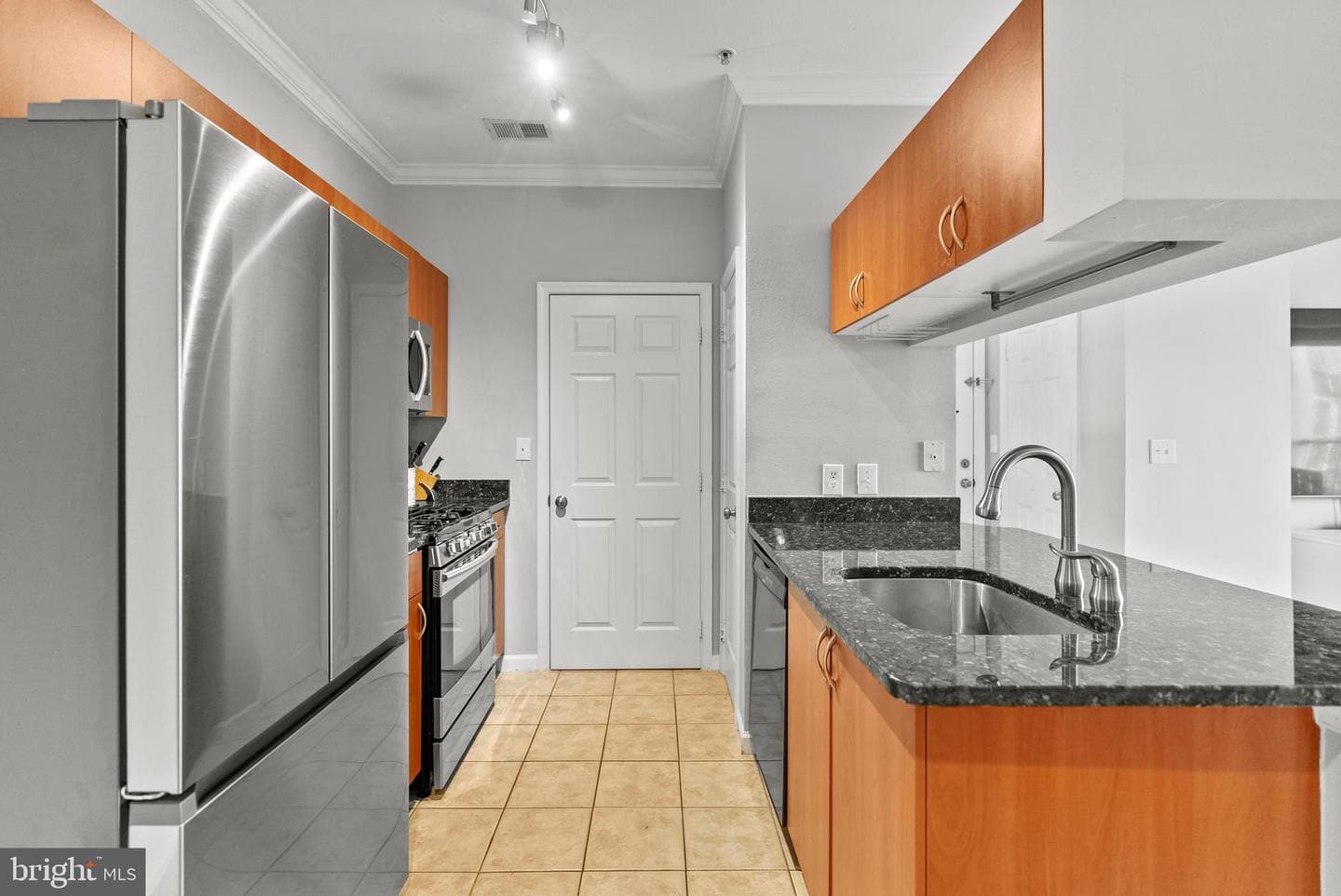 19601 Galway Bay Circle #301 photo 3