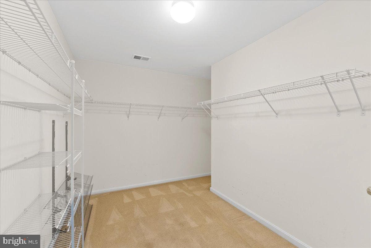 23217 Linden Vale Drive photo 12