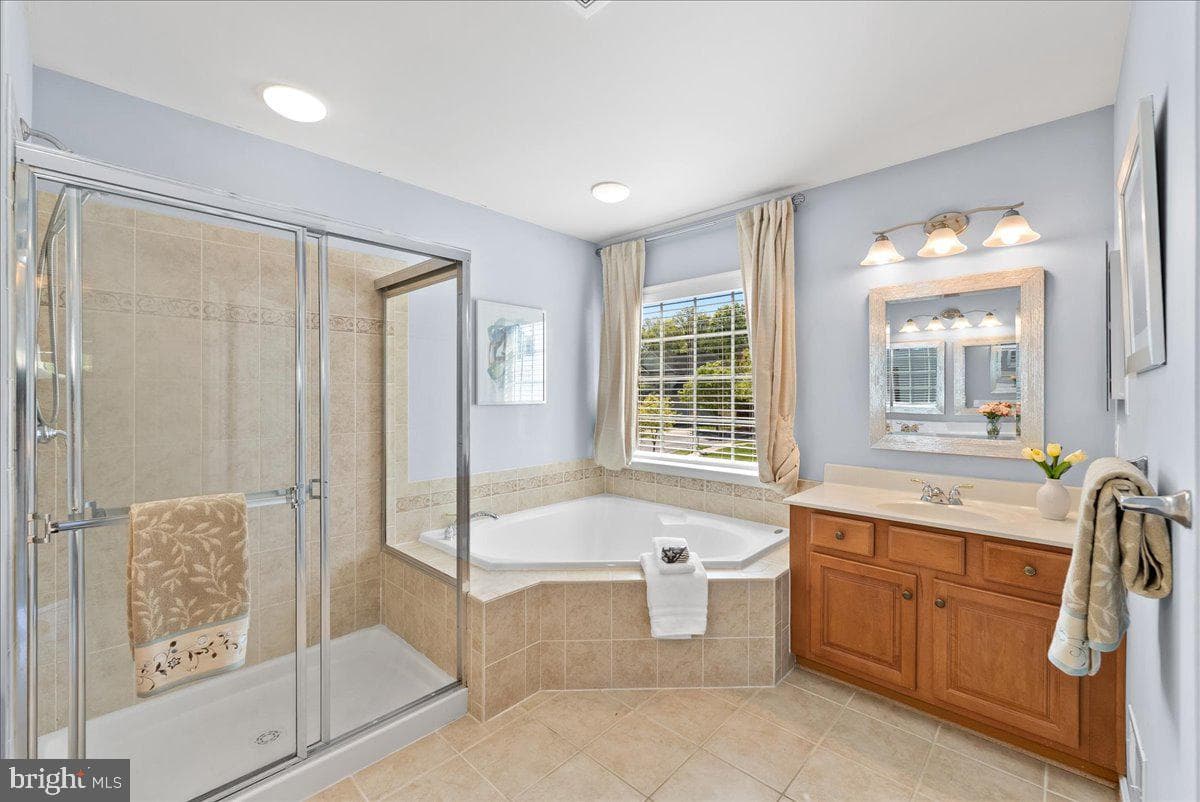 23217 Linden Vale Drive photo 13