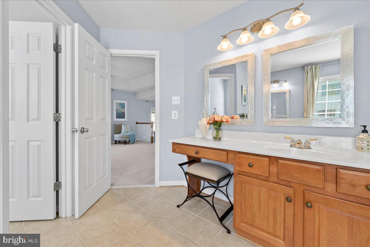 23217 Linden Vale Drive photo 15