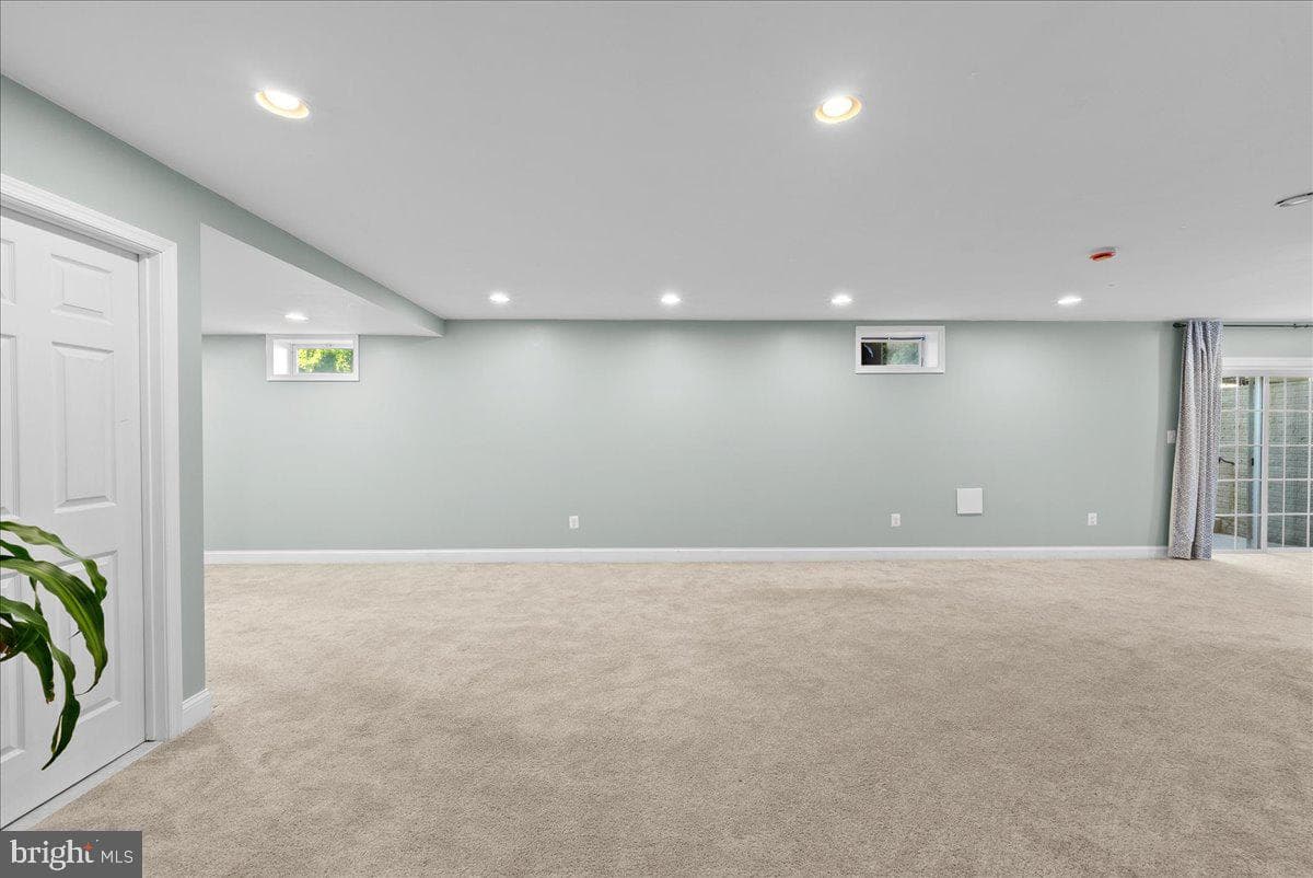 23217 Linden Vale Drive photo 54