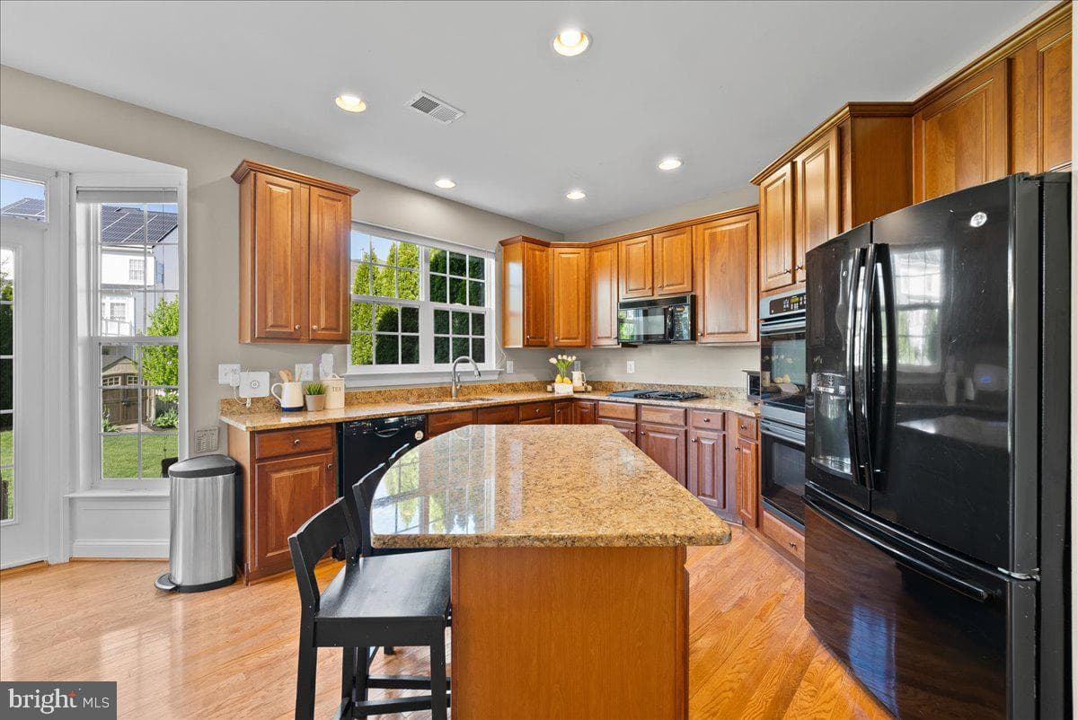 23217 Linden Vale Drive photo 59