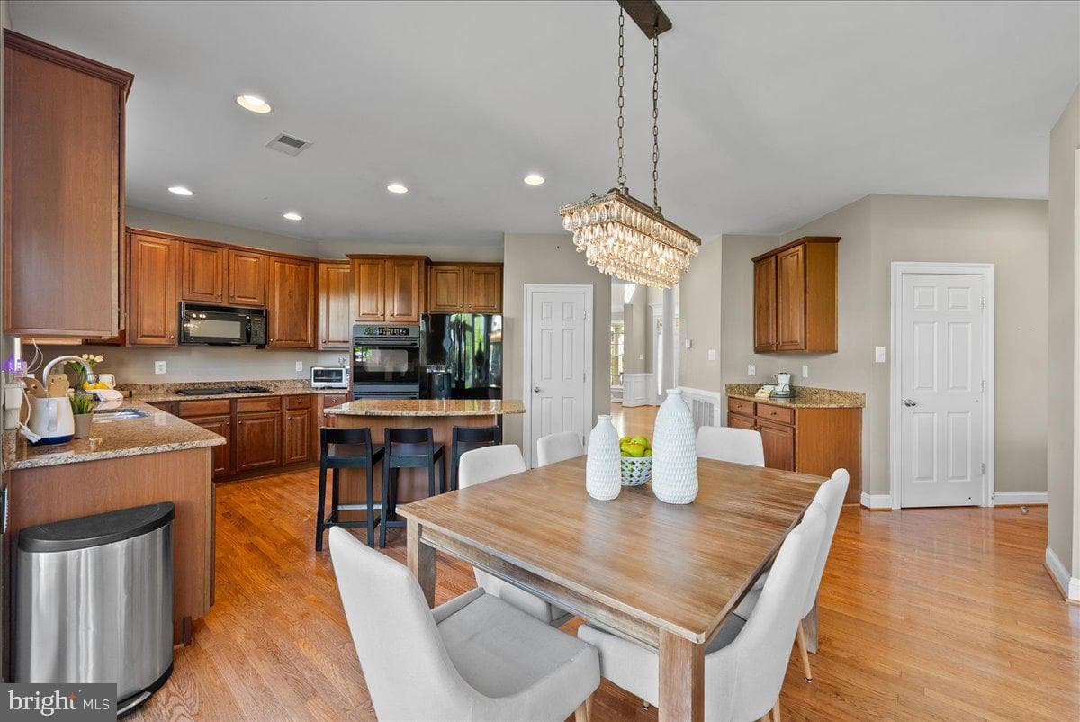 23217 Linden Vale Drive photo 60