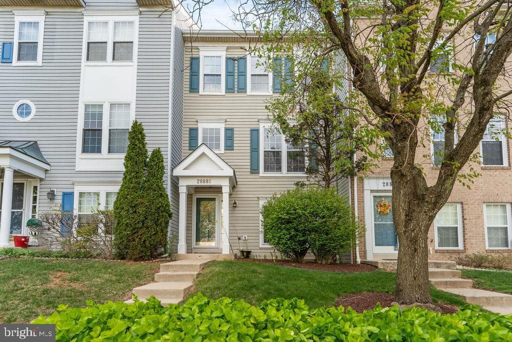 20809 Amber Ridge Drive photo 2