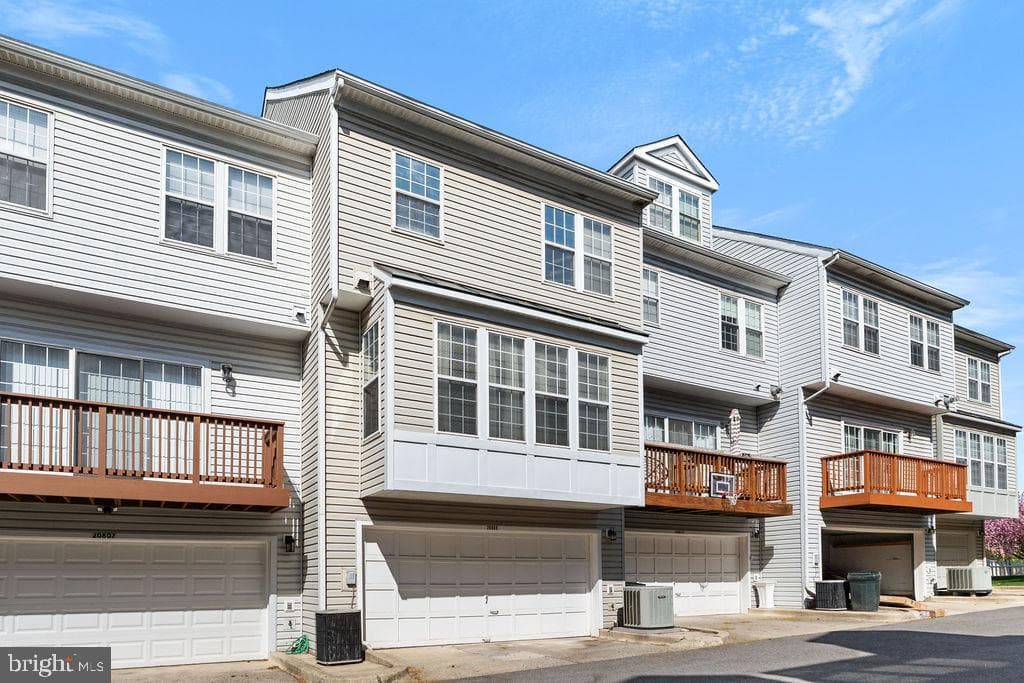 20809 Amber Ridge Drive photo 32