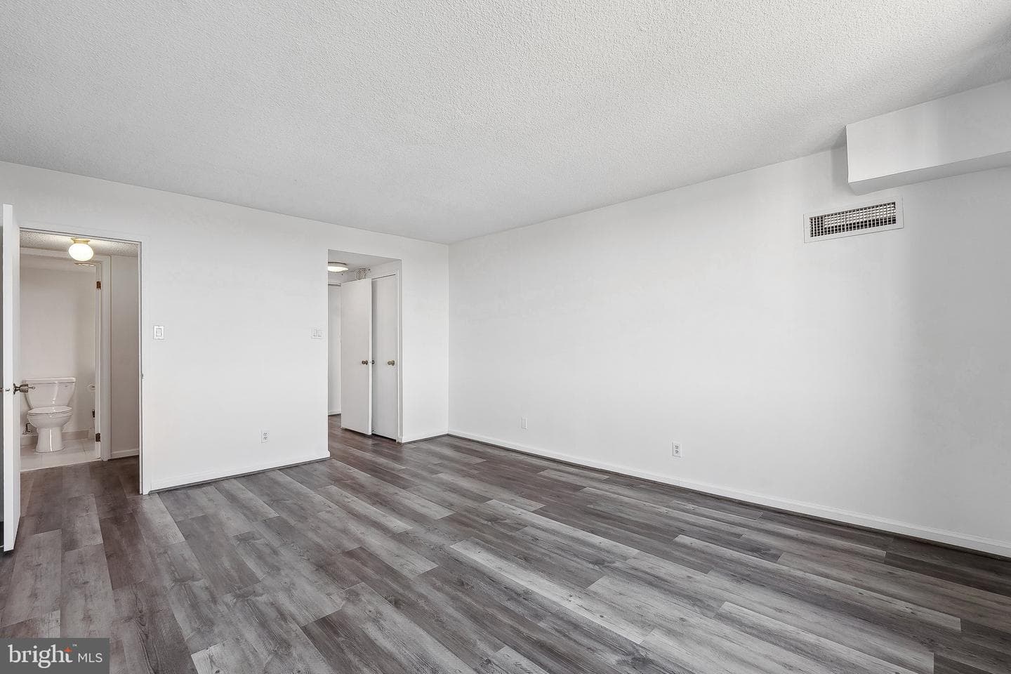 5225 Pooks Hill Road #1728s photo 10