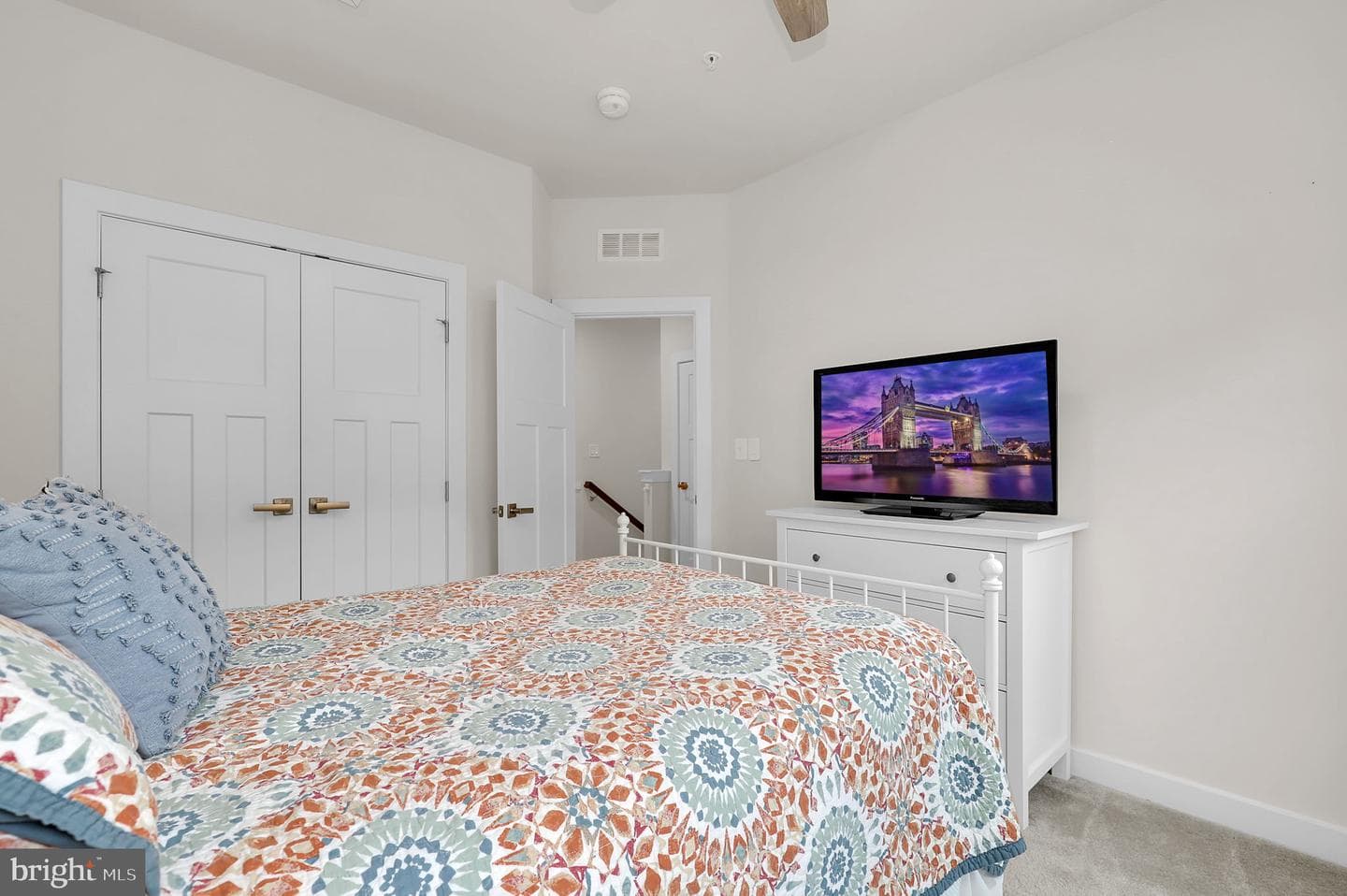 1617 Regent Manor Court photo 24