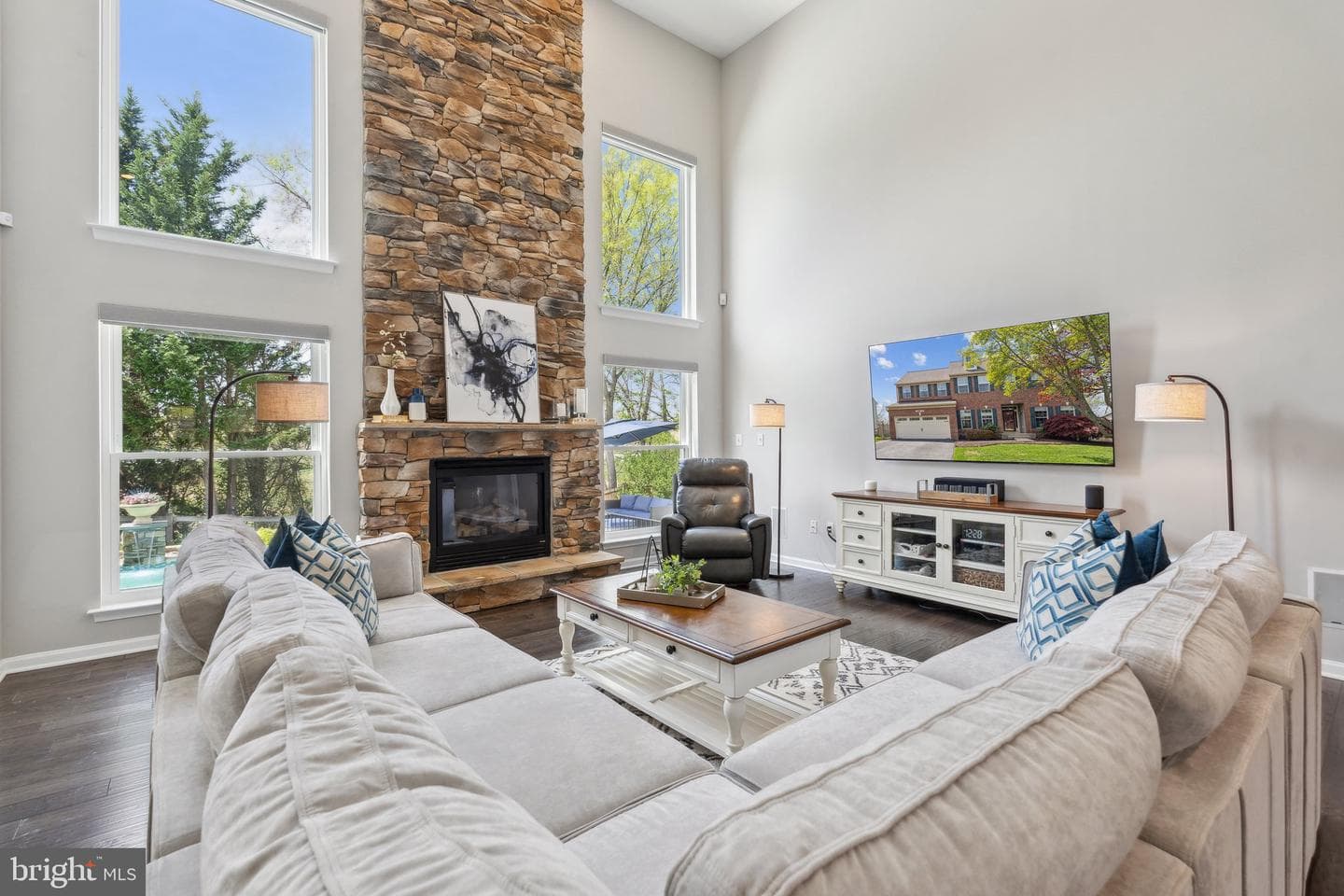 18014 Wildman Court photo 8