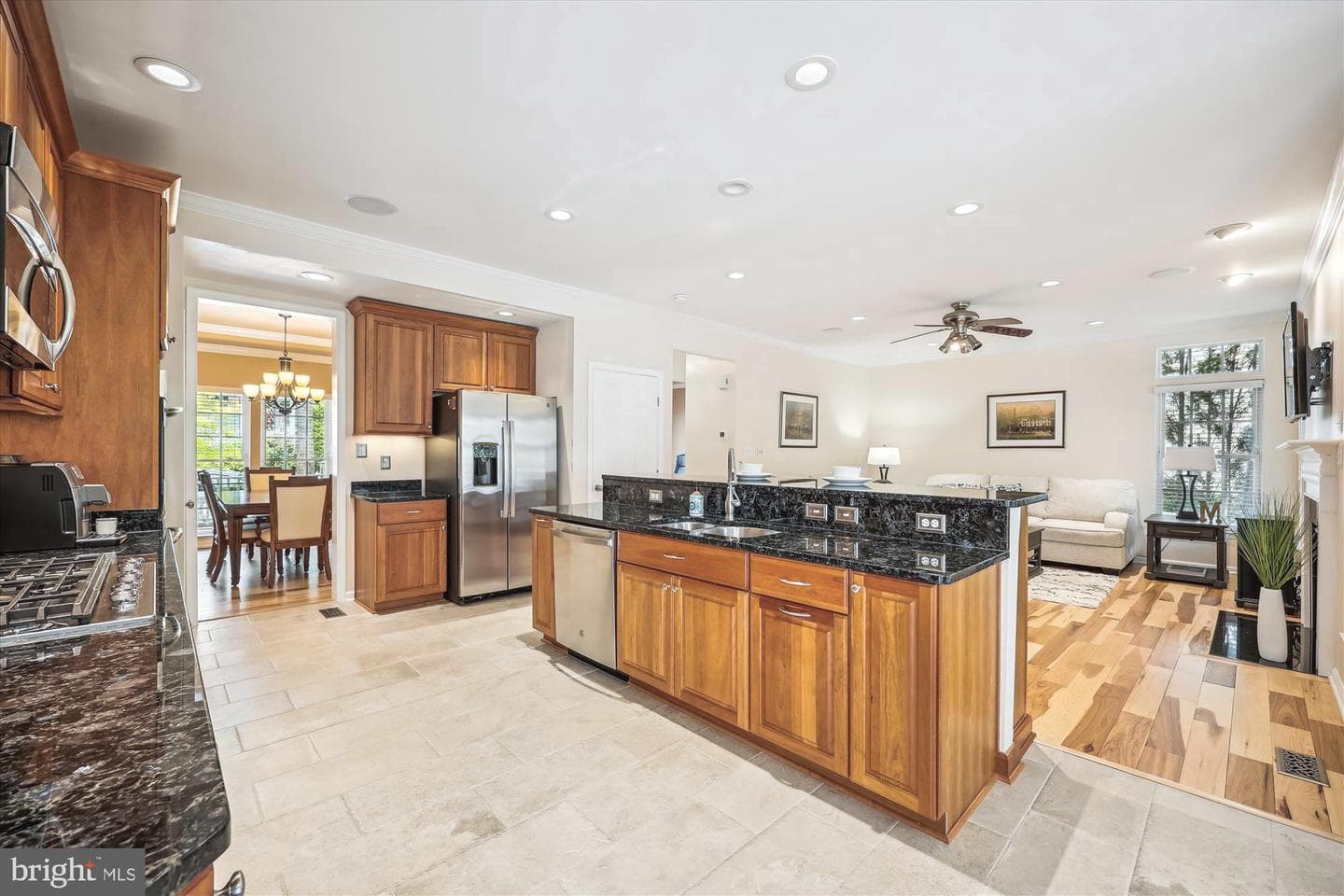 502 Leaning Oak Street photo 22