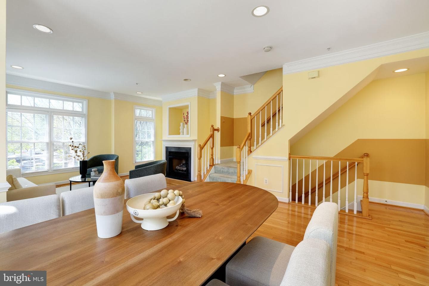 302 Fallsgrove Drive photo 18