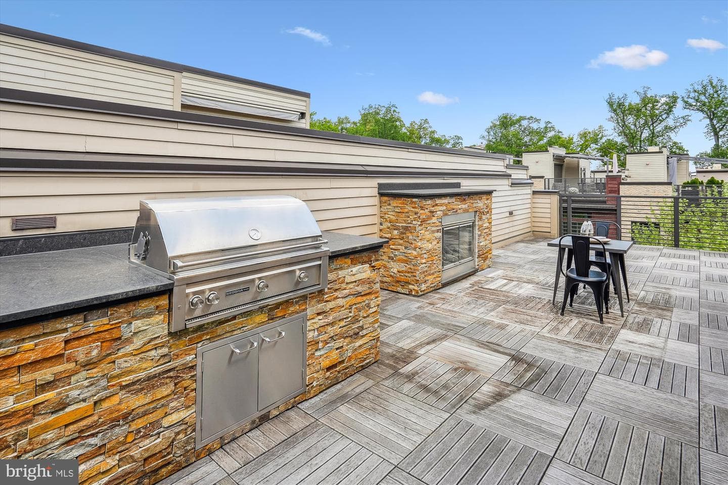 10010 Laureate Way photo 48