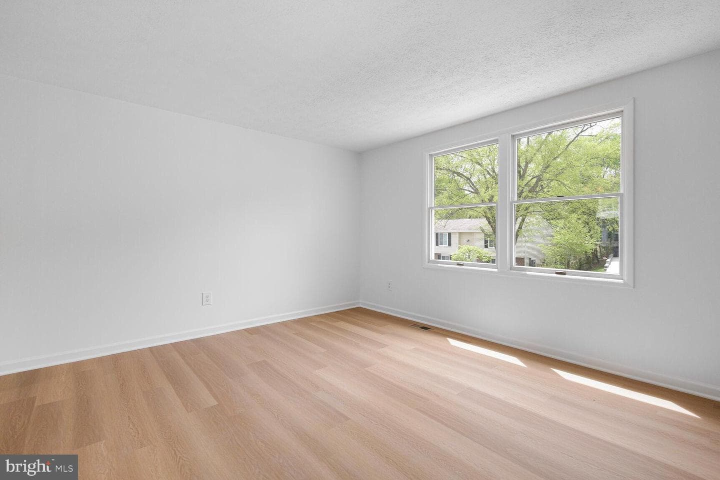 19229 Gunnerfield Lane photo 2