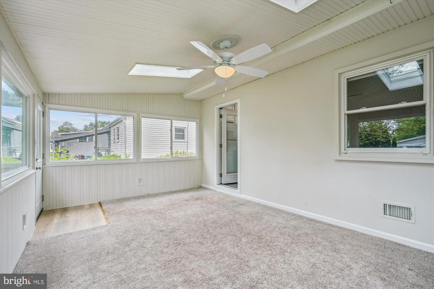 3506 Olympic Street photo 9