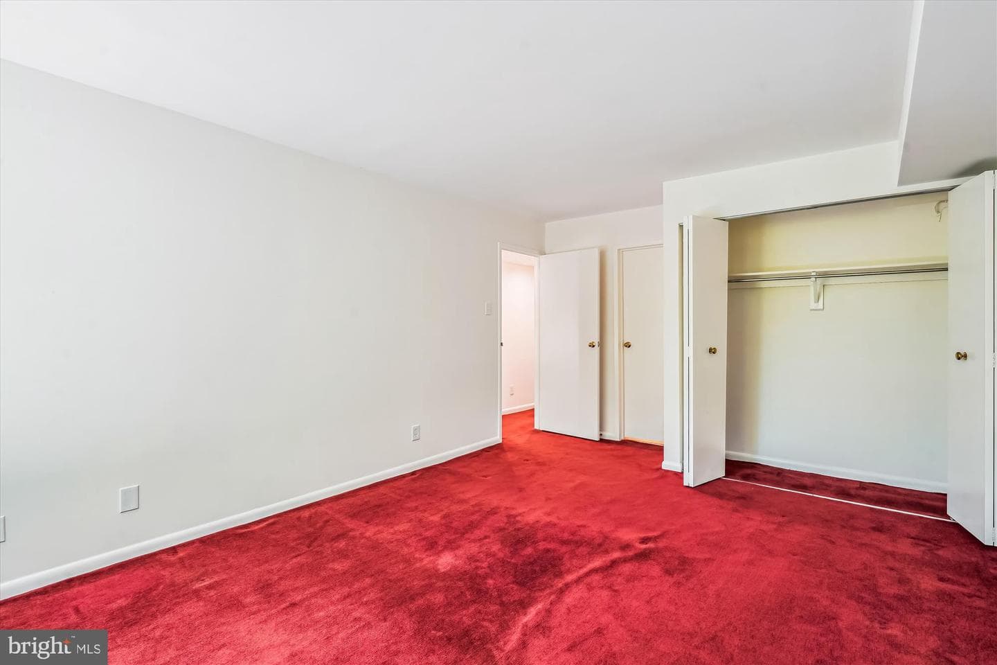 4978 Sentinel Drive #12-503 photo 30