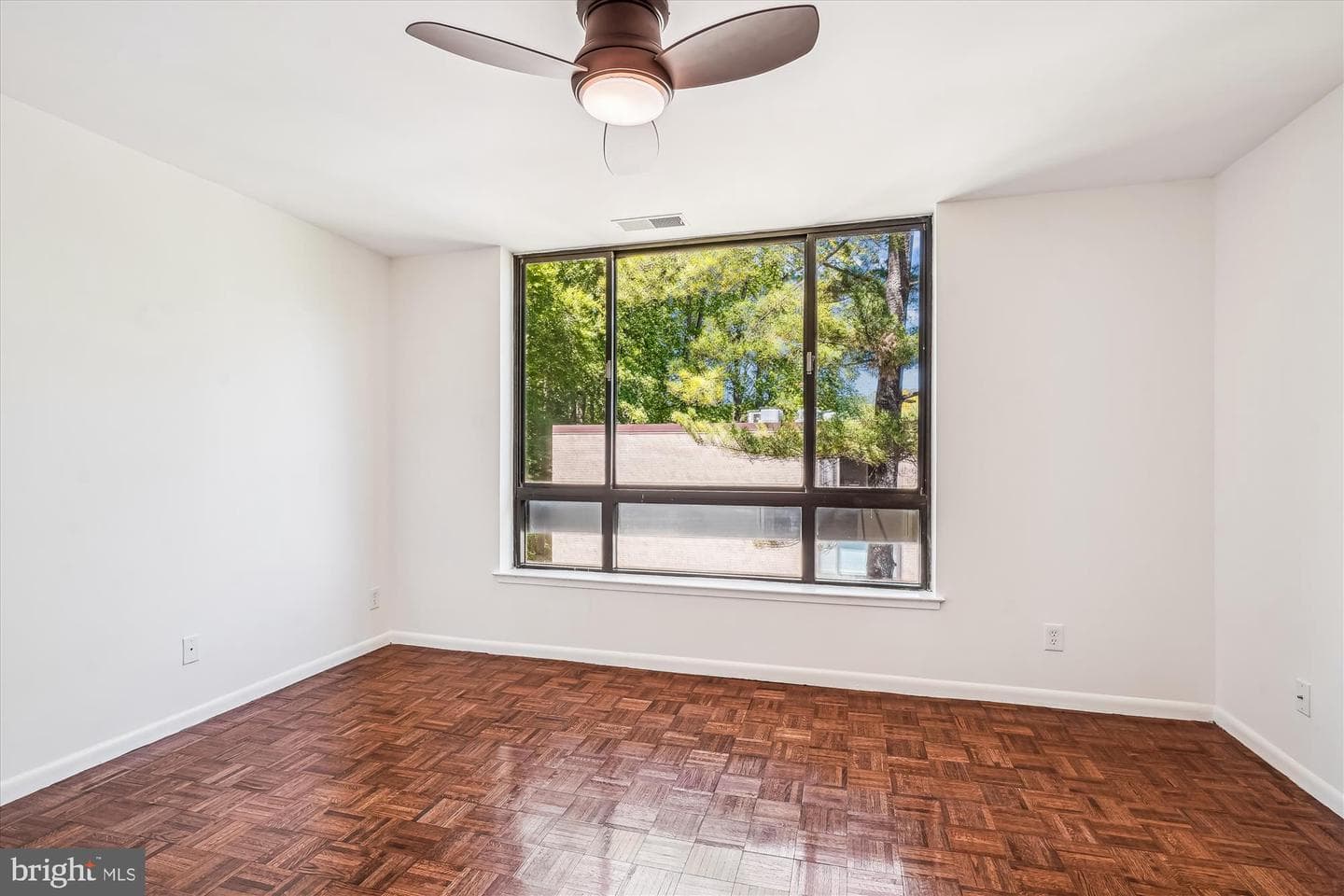 4978 Sentinel Drive #12-503 photo 9