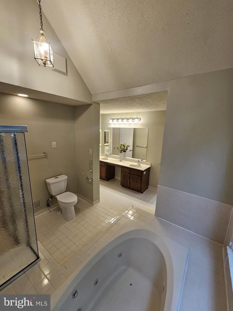 303 Saybrooke View Drive photo 25