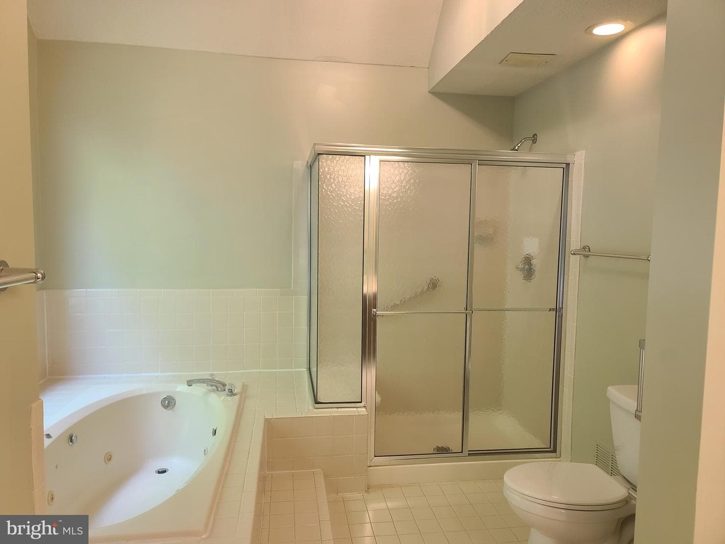 303 Saybrooke View Drive photo 26