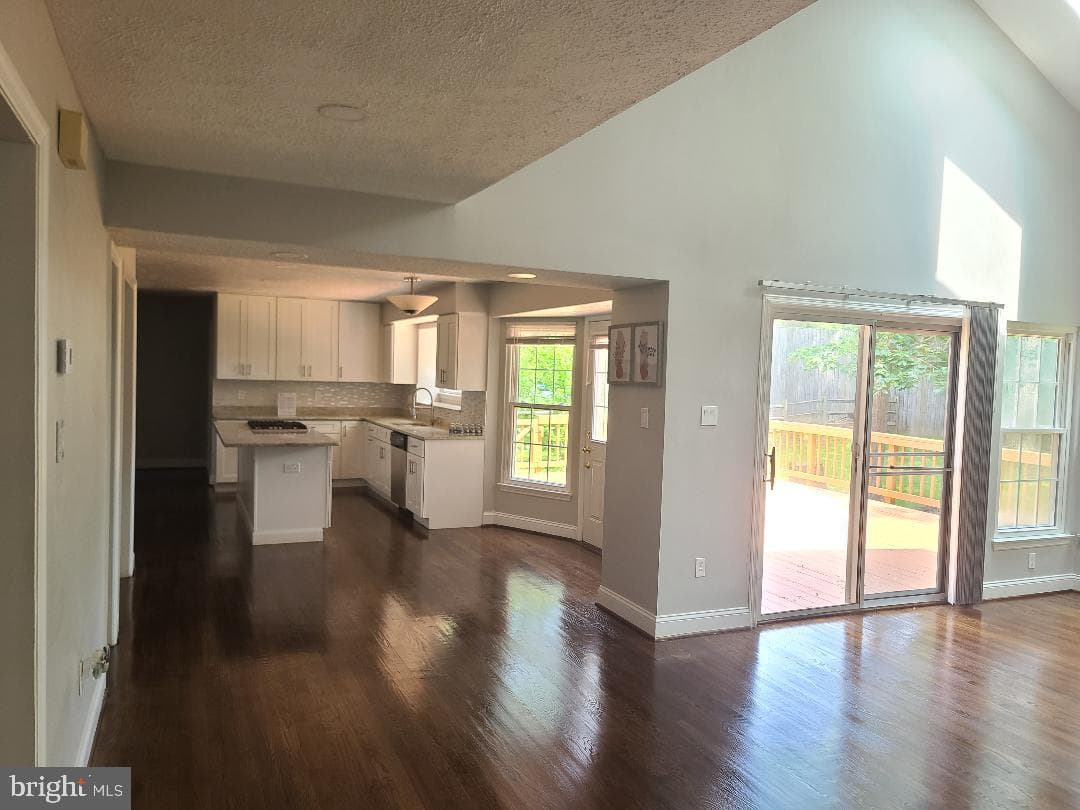 303 Saybrooke View Drive photo 67