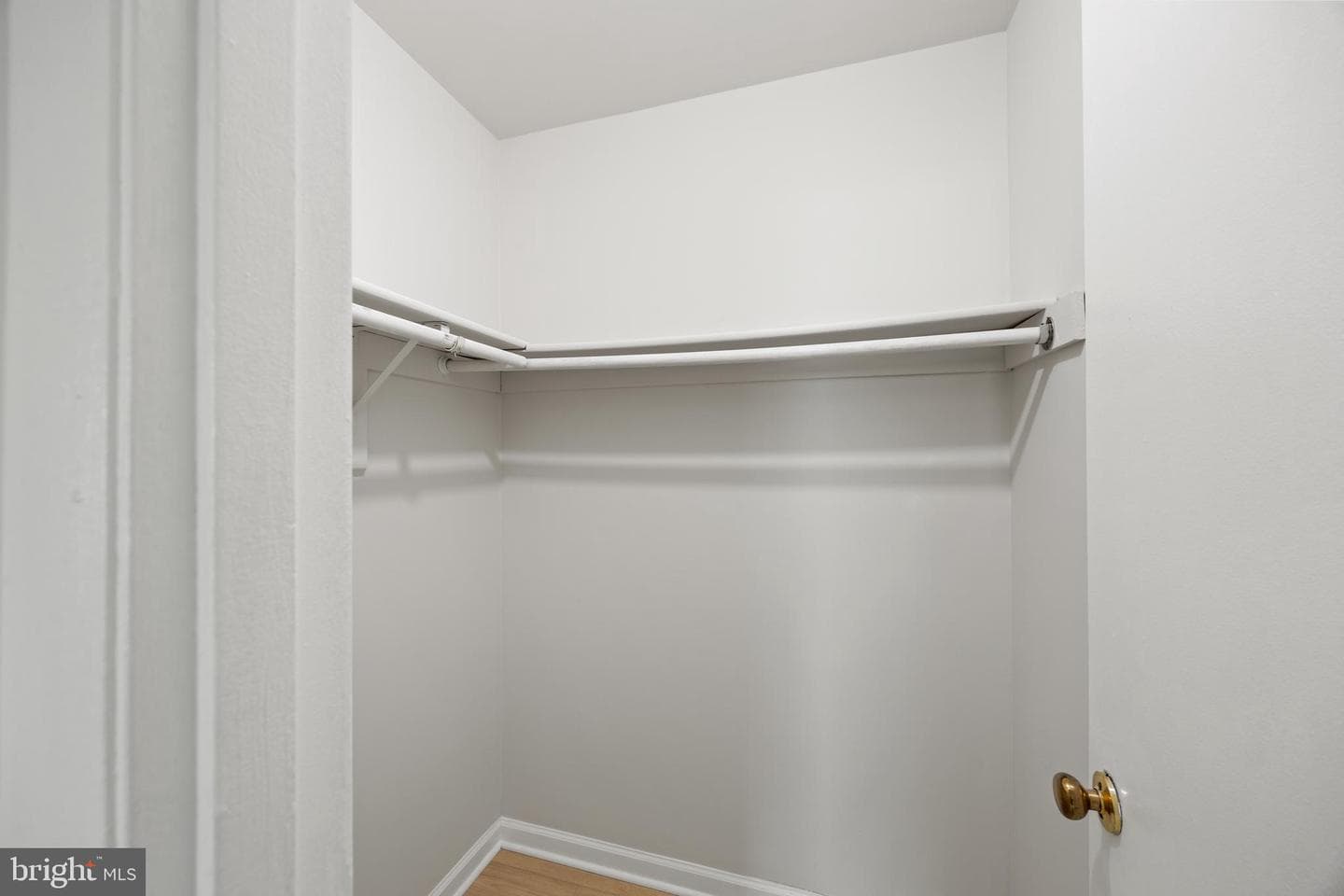 565 W Diamond Avenue #27 photo 11