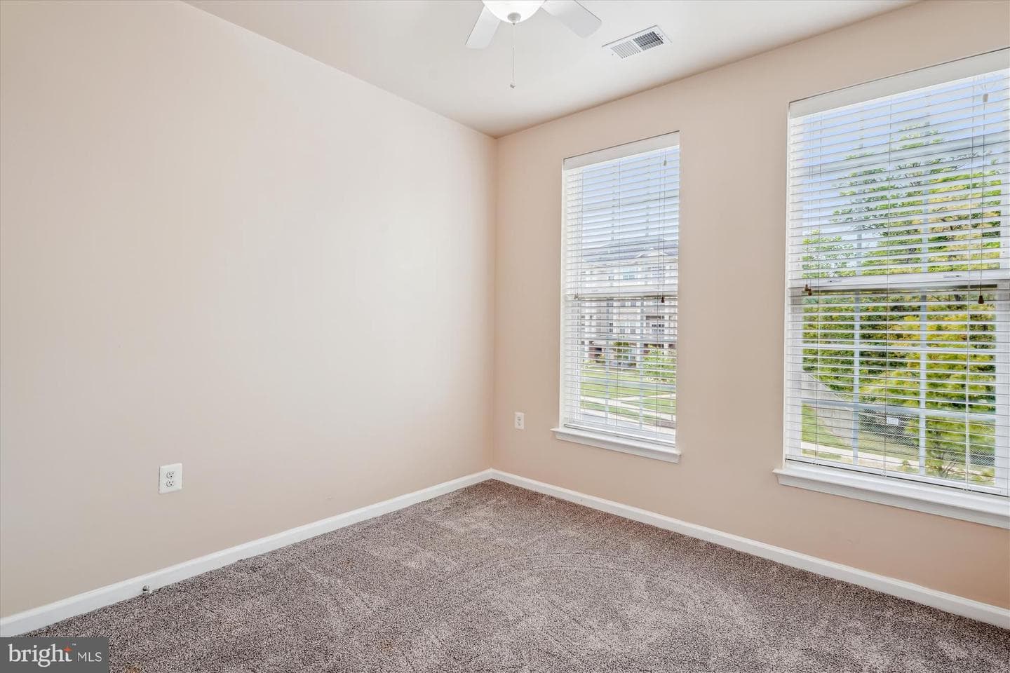 3750 Clara Downey #22 photo 20