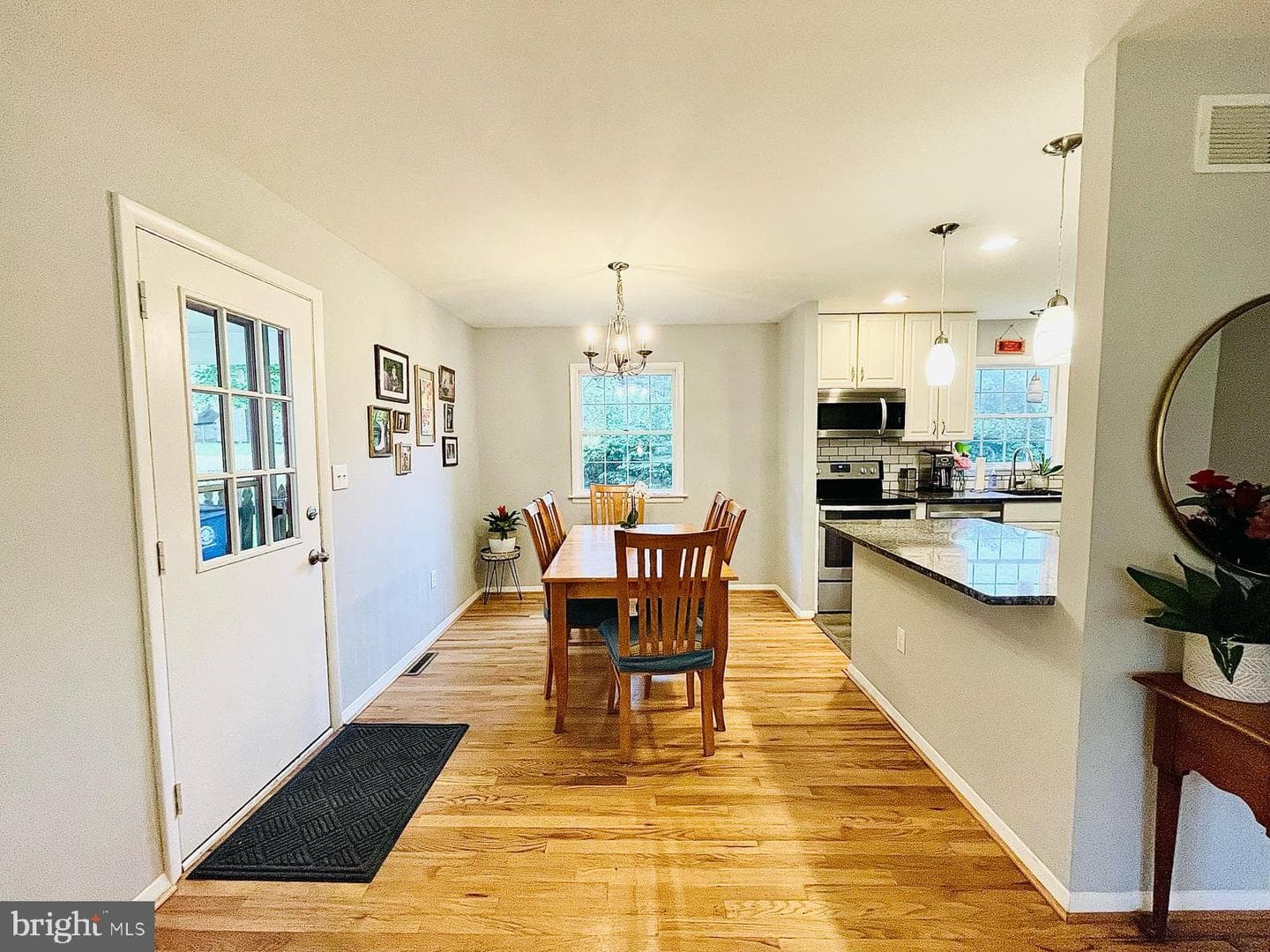 12112 Bayswater Road photo 4
