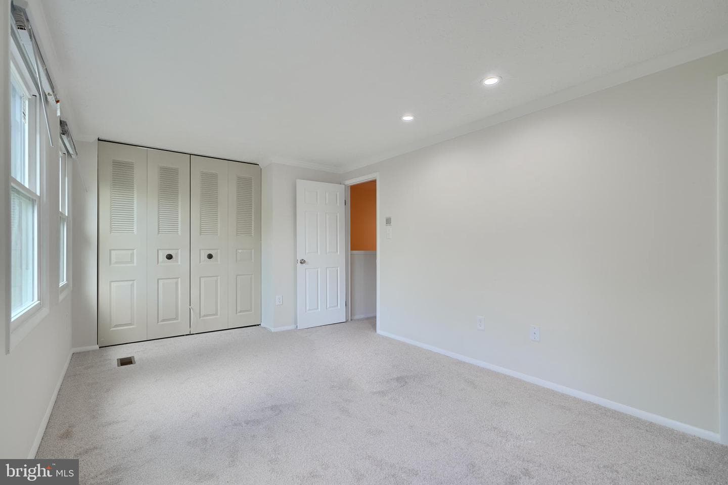8838 Cross Country Place photo 15