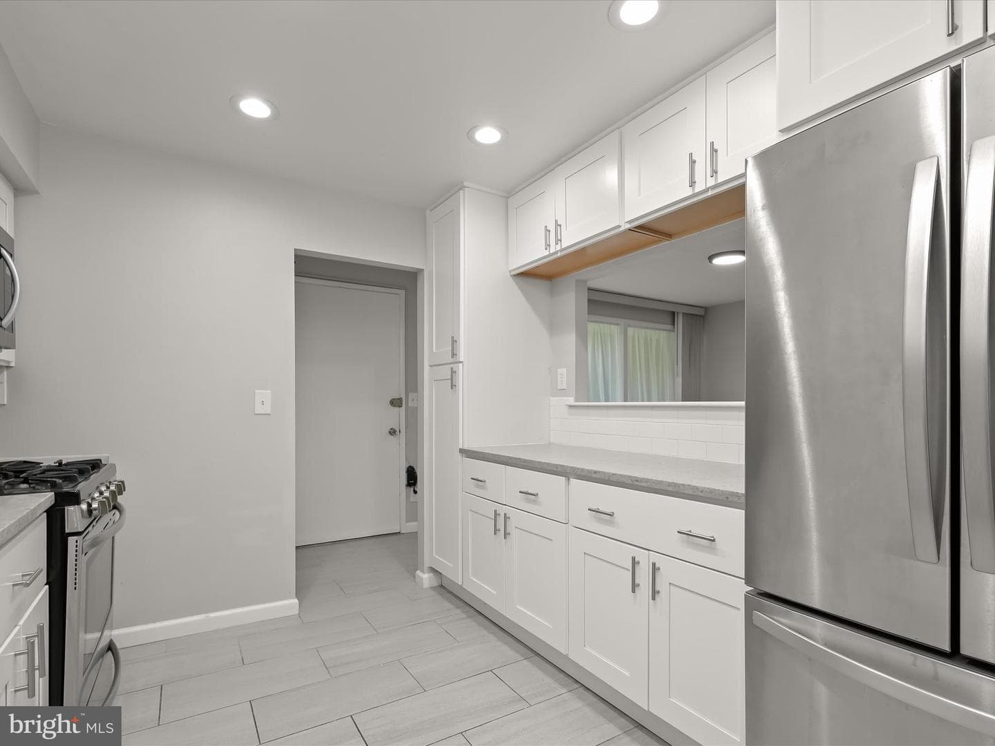 7545 Spring Lake Drive #7545-B photo 12