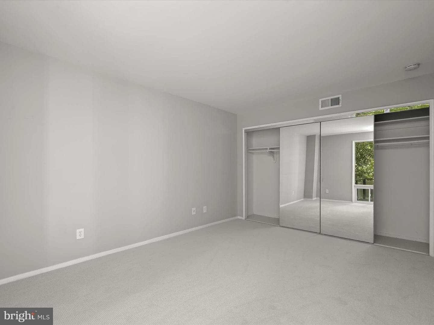 7545 Spring Lake Drive #7545-B photo 19