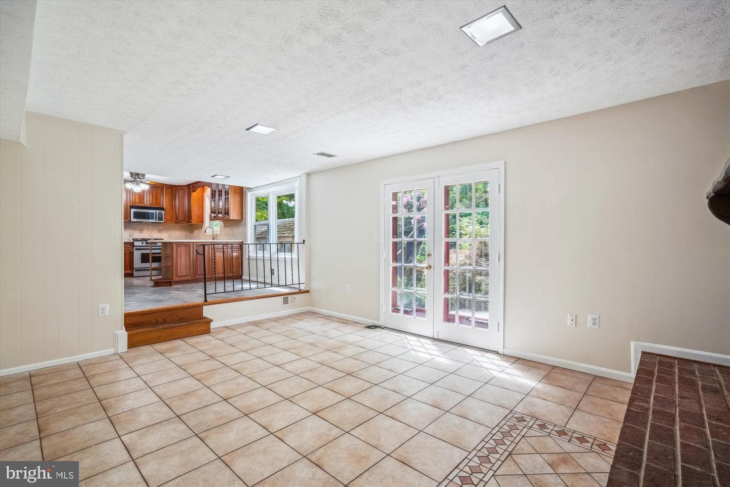 4826 Cherry Valley Drive photo 15