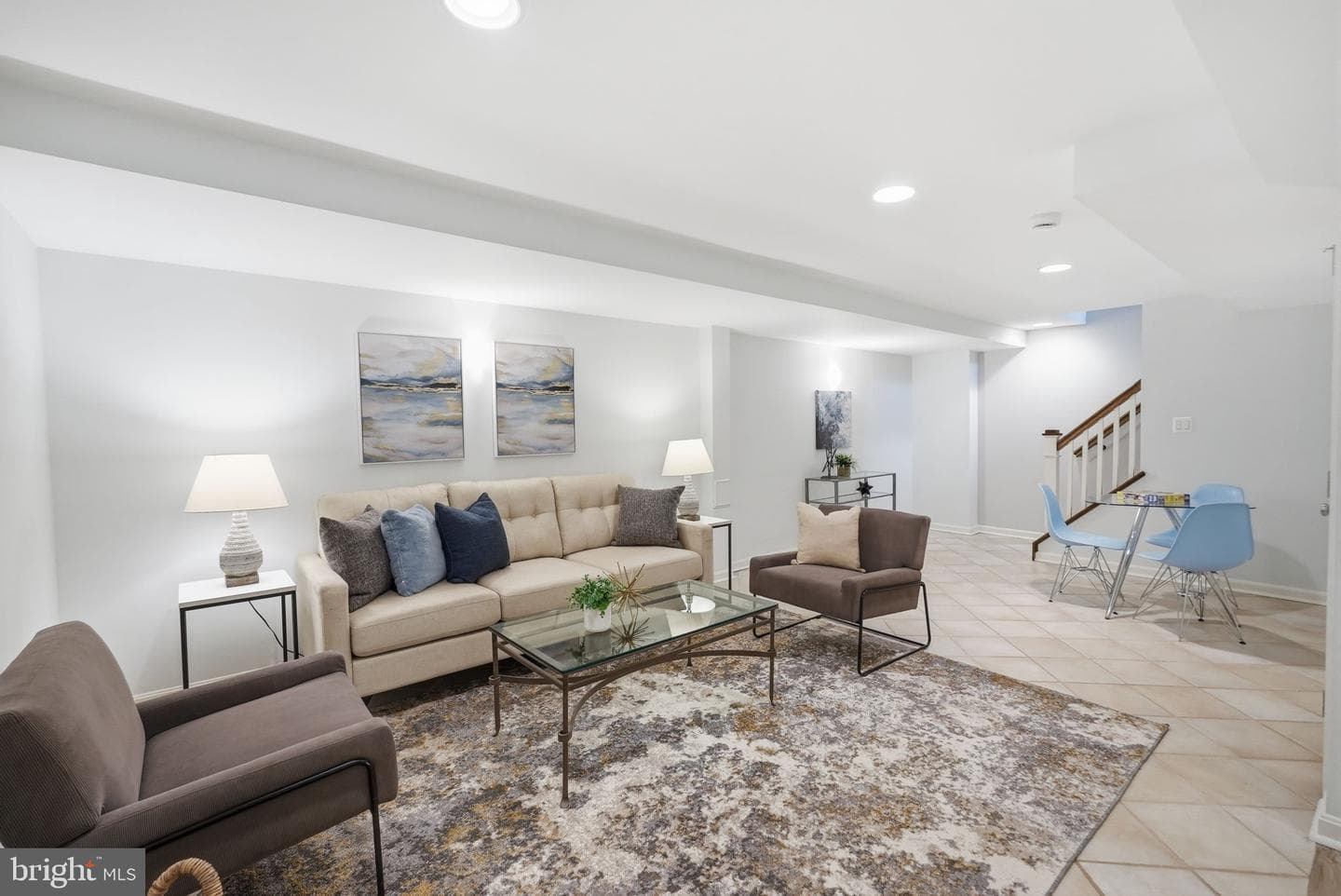 706 Fordham Street photo 35