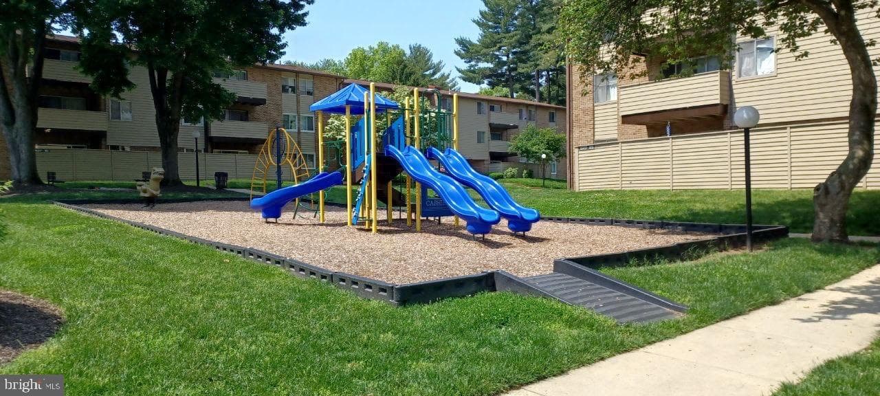 19435 Brassie Place #201 photo 20