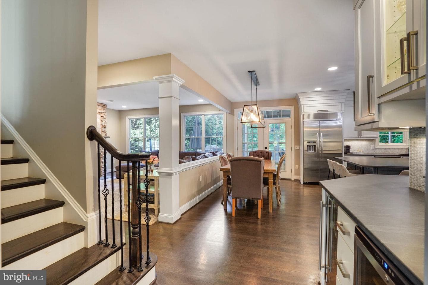 10701 Hunting Lane photo 31