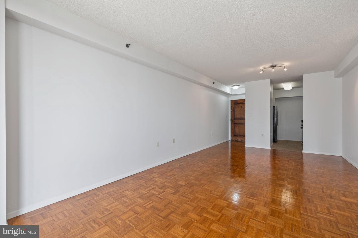 4801 Fairmont Avenue #804 photo 16