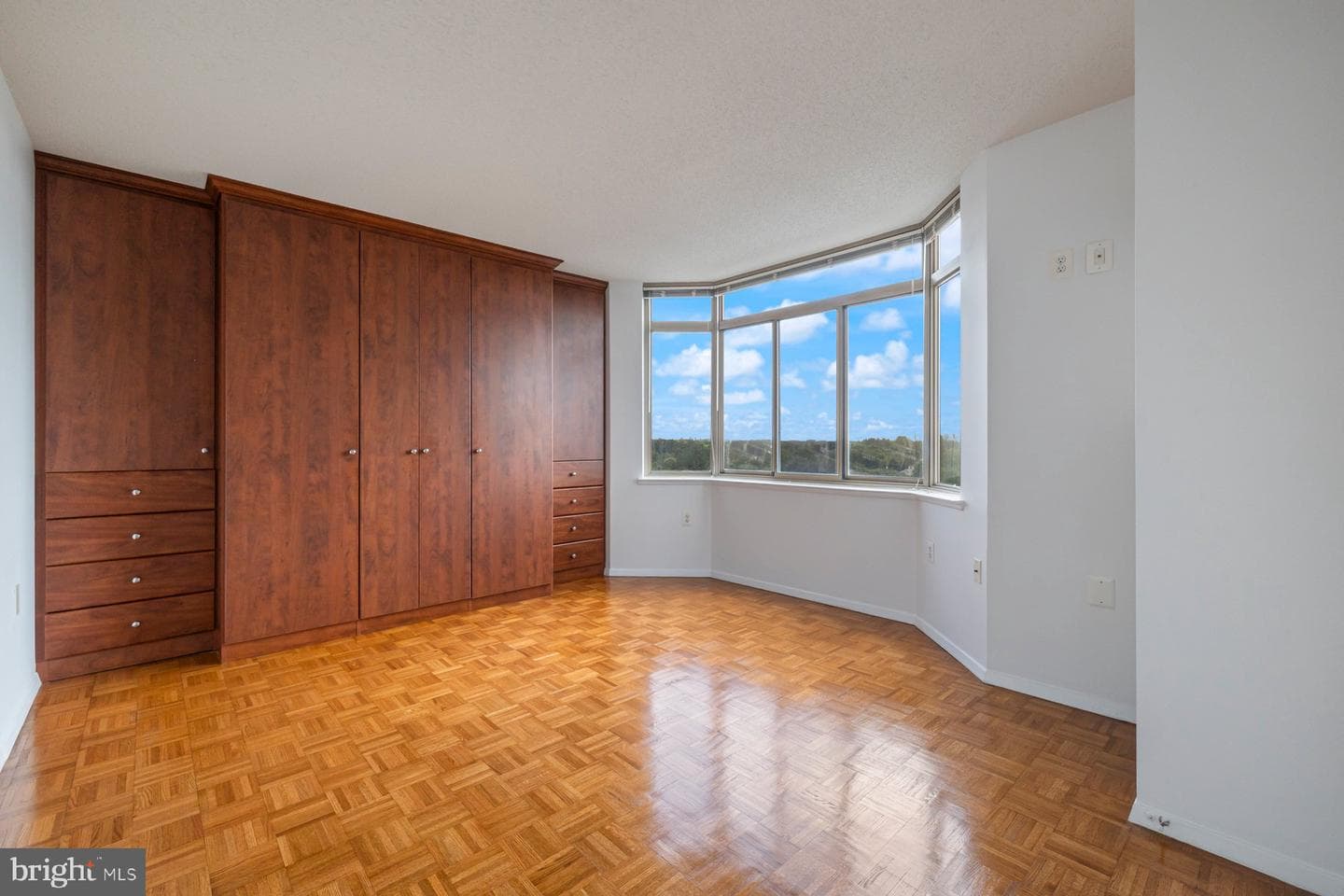 4801 Fairmont Avenue #804 photo 18