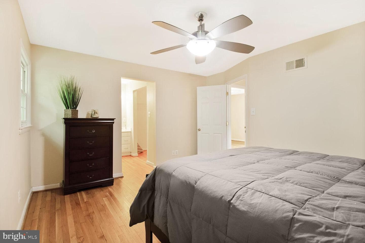10611 Meadowhill Road photo 18