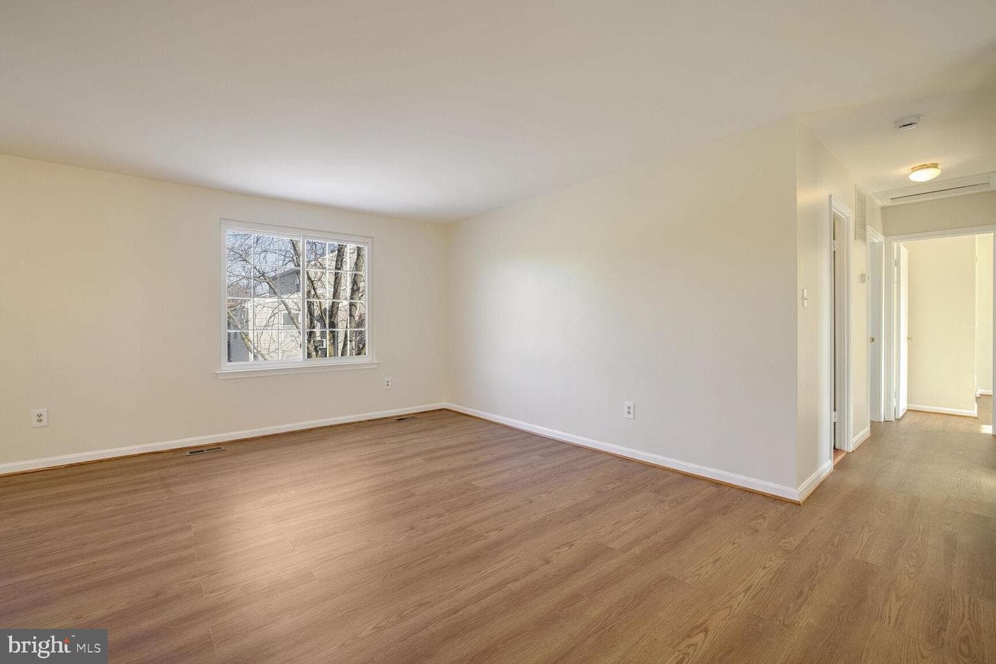 1 Ridge Heights Court photo 3