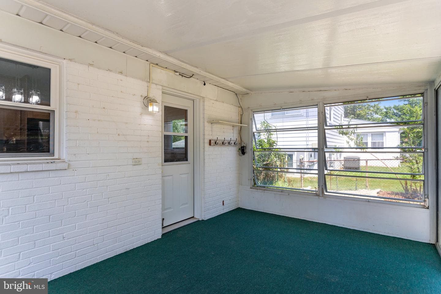 10713 Douglas Avenue photo 54