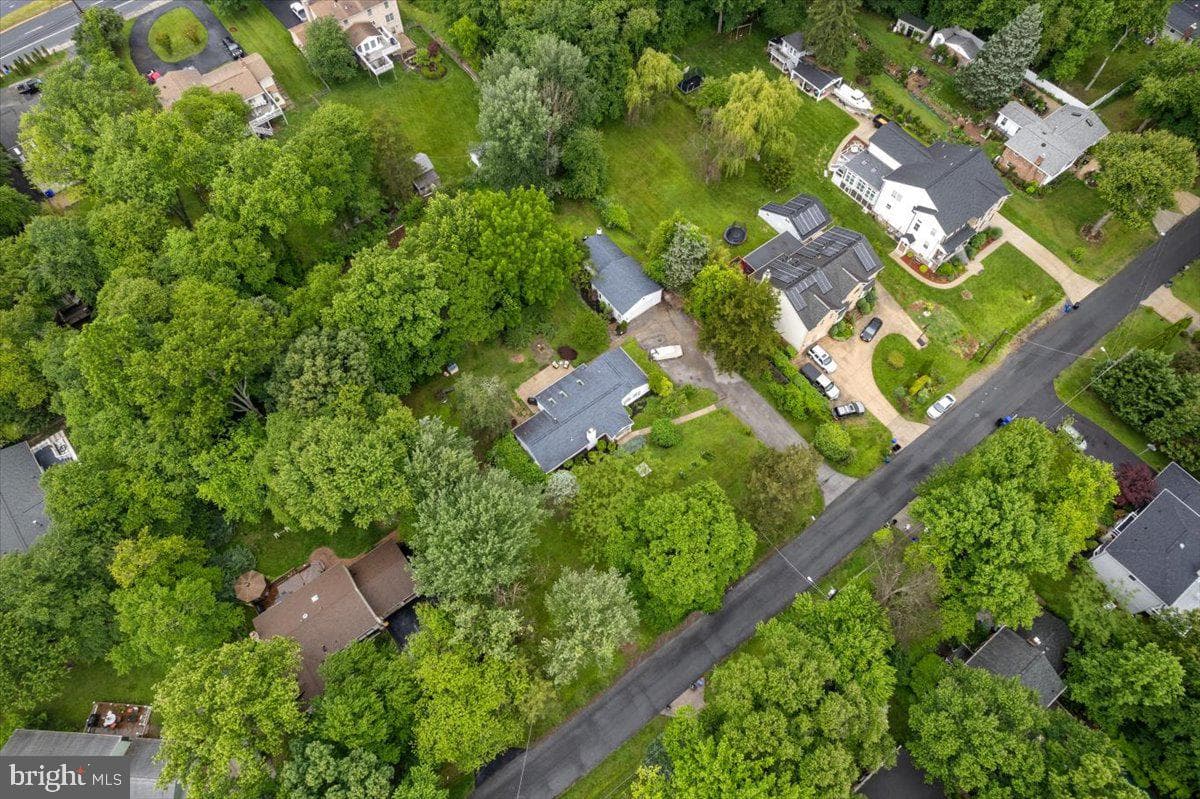 15118 Fairlawn Avenue photo 36