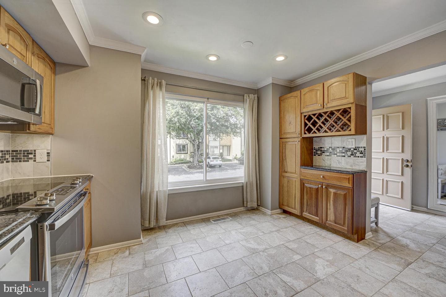 10610 Muirfield Drive photo 7