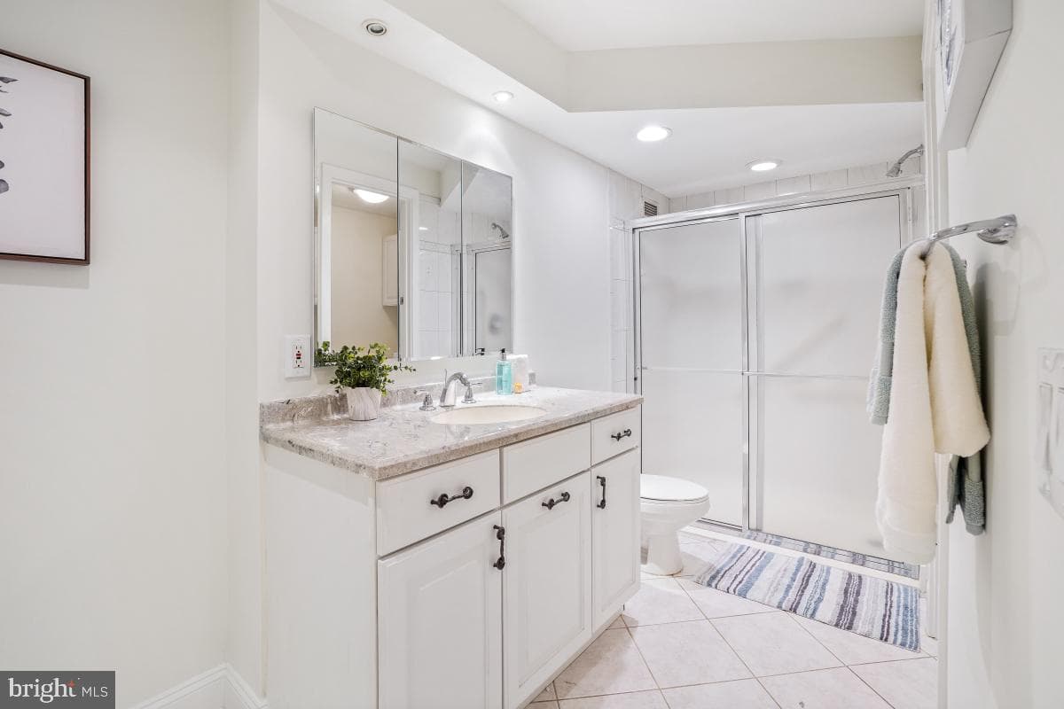 5225 Pooks Hill Road #520n photo 20