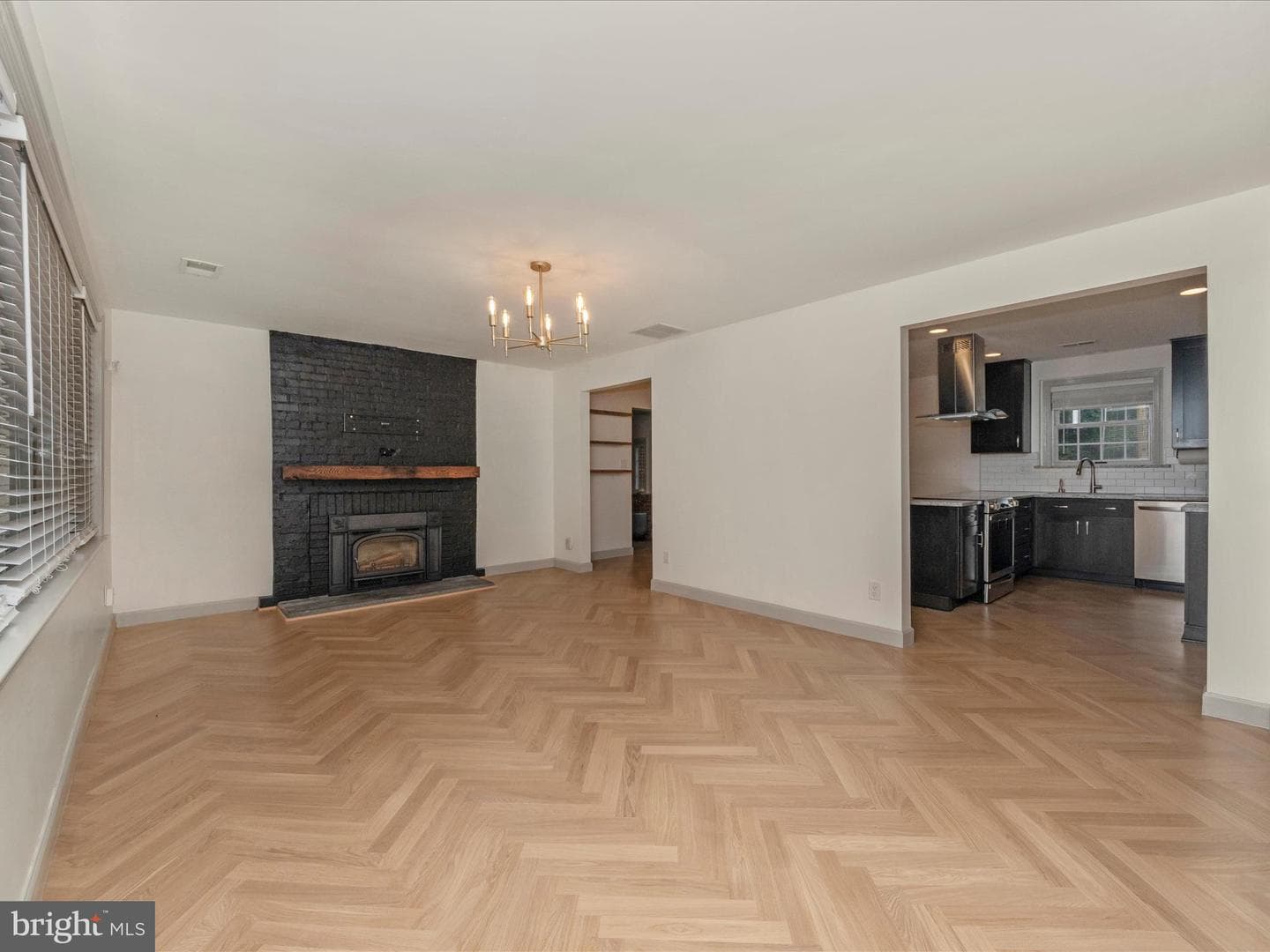 807 Midland Road photo 6