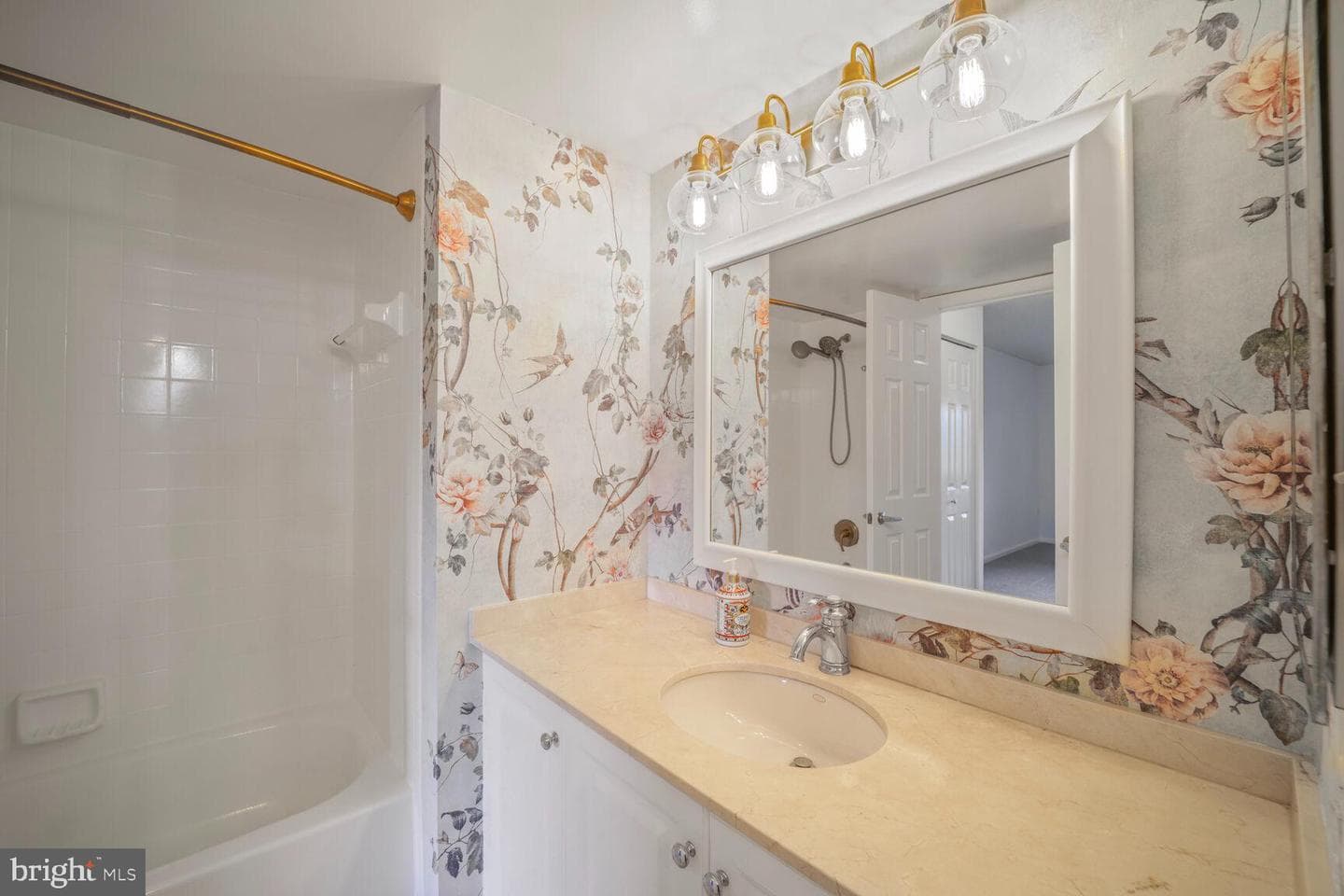 10101 Grosvenor #215 photo 14