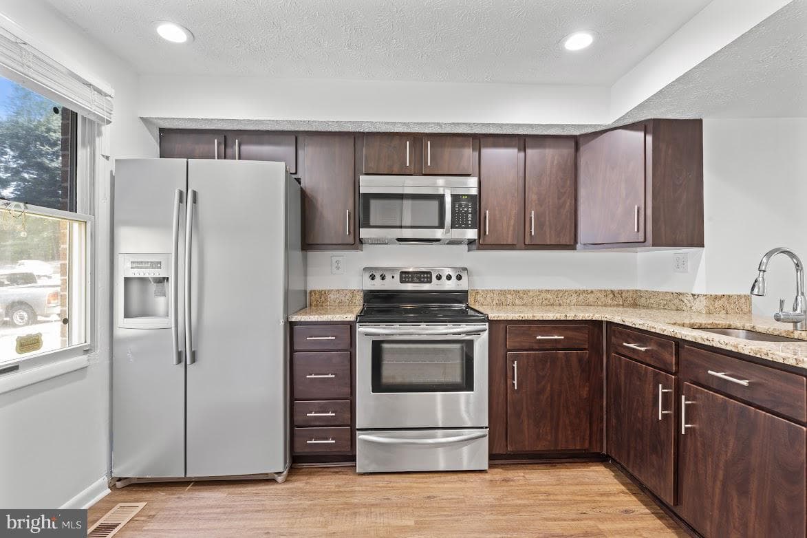 13825 Palmer House Way #32-237 photo 8