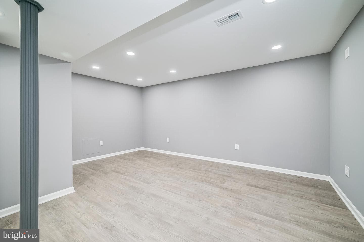 21020 Peach Tree Road photo 46