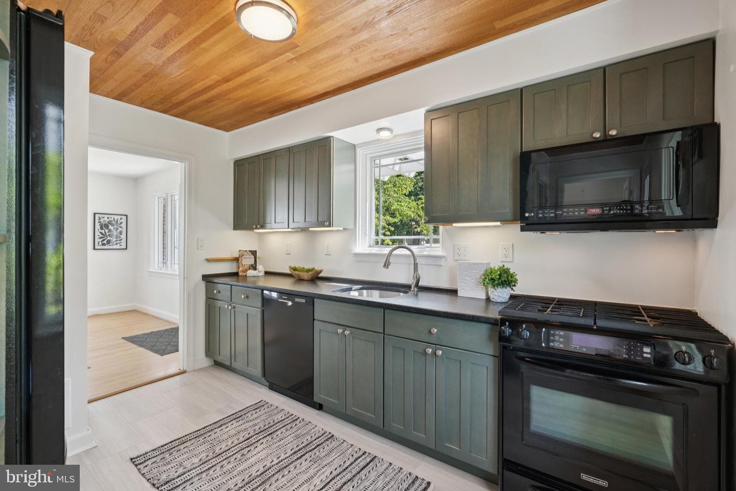 7808 Boston Avenue photo 11