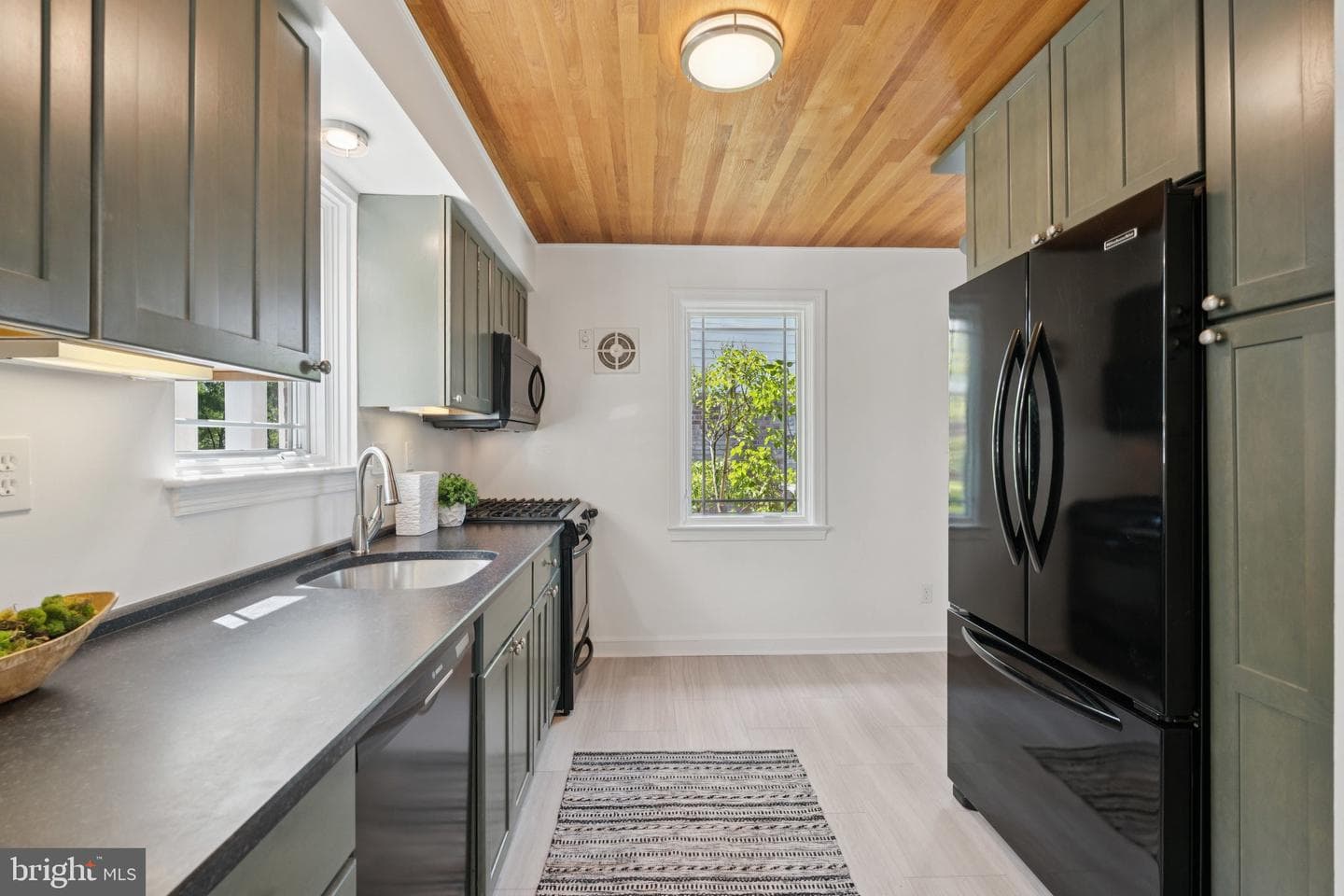 7808 Boston Avenue photo 13